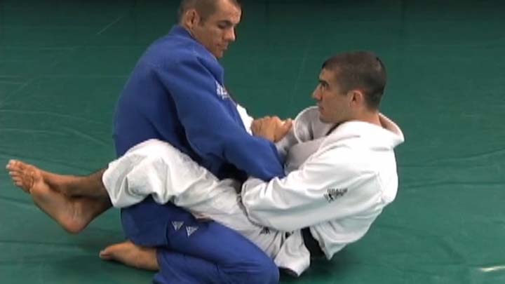 GRACIE UNIVERSITY: Global Brazilian Jiu-Jitsu (BJJ) Instruction