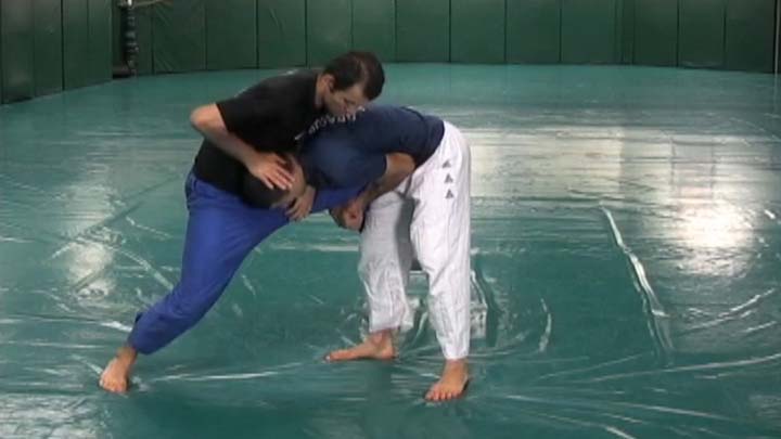 What You Need To Know About Takedowns From The Clinch For BJJ And MMA